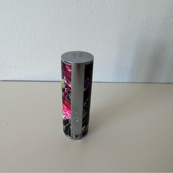 Givenchy lipstick #315, limited edition packaging - Picture 4 of 8